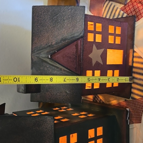 Primitive Village House Accent Set - Picture 3 of 8